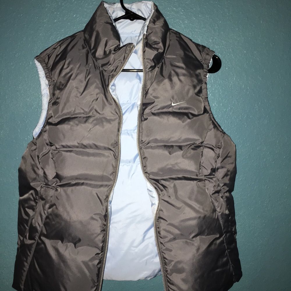 Nike reversible vest